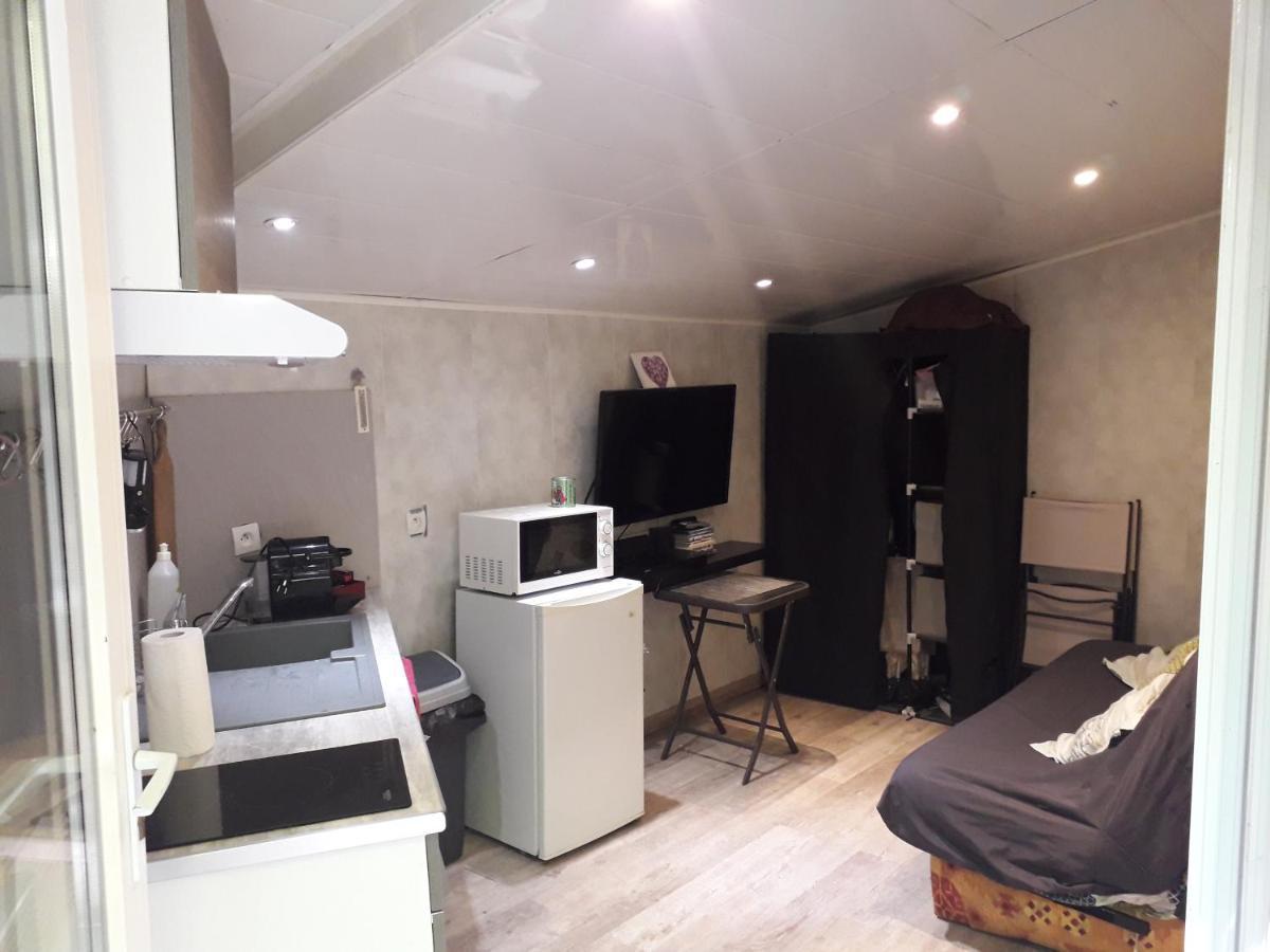 Chalet Type Studio De Charme Avec Jacuzzi Casa de hóspedes Touet-de-l'Escarene Exterior foto